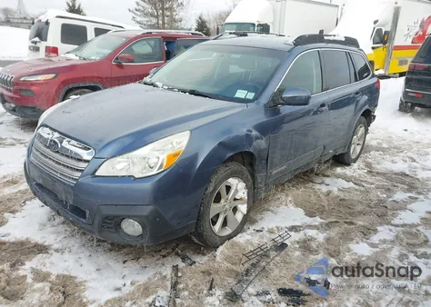 2013 Subaru Outback 2.5I Premium z USA, uszkodzony, nr VIN 4S4BRBCC9D3285779